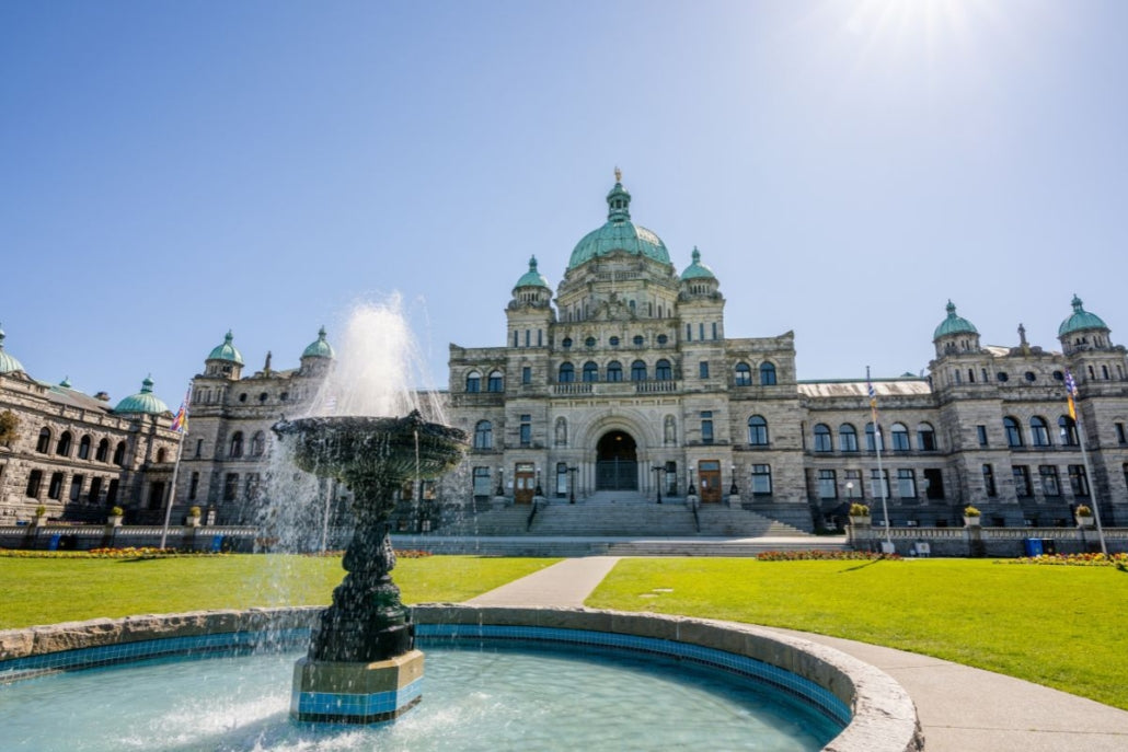 Victoria Fishing Guide: Local Spots, Tactics & Systems